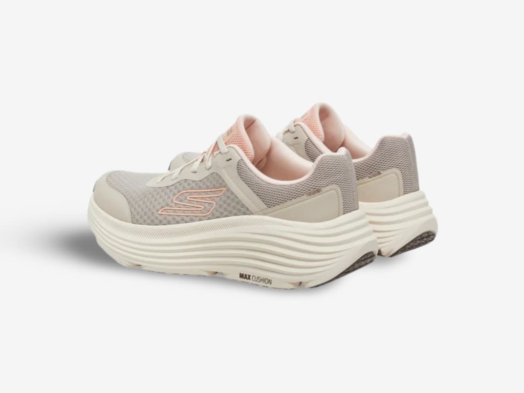 Skechers Max Cushioning Endea