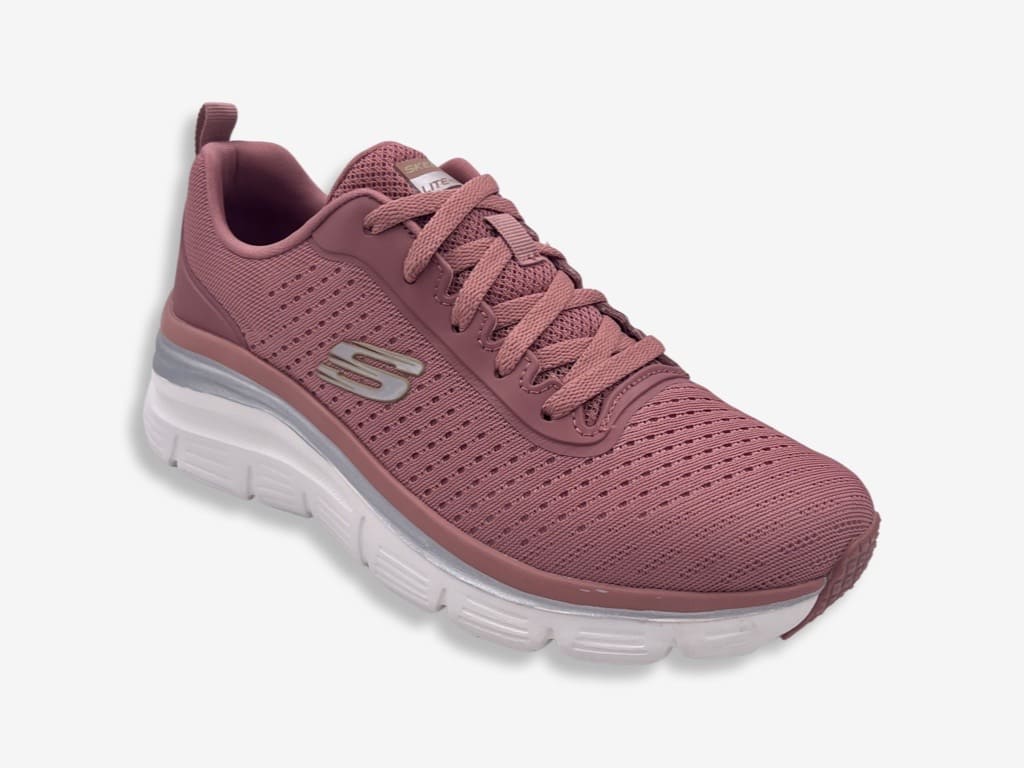 Skechers Makes Moves