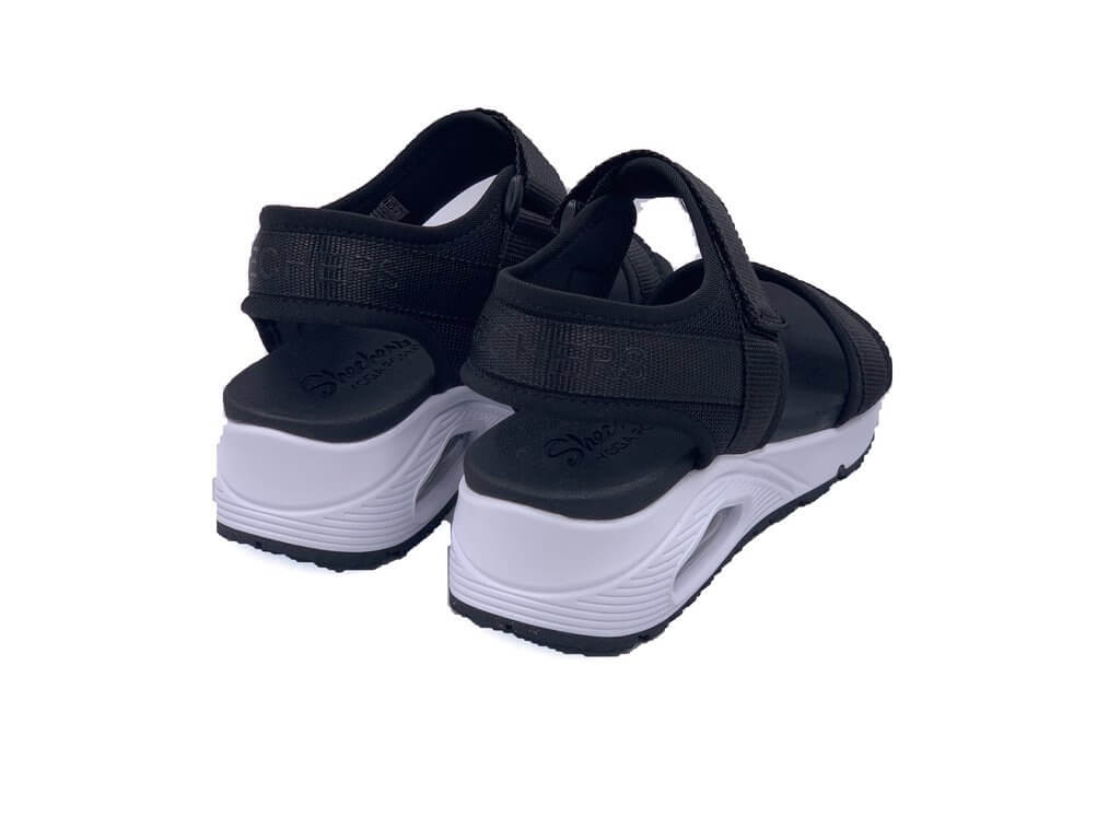 Skechers New Sesh sandali